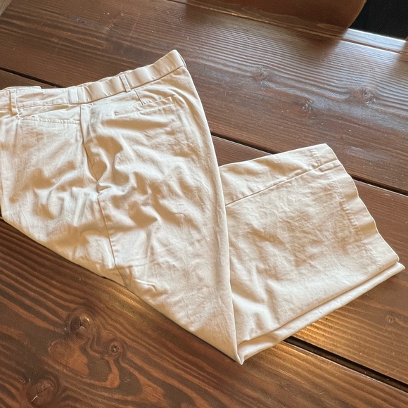 Sag Harbor size 16 Capris- bone or cream colored - Picture 4 of 6
